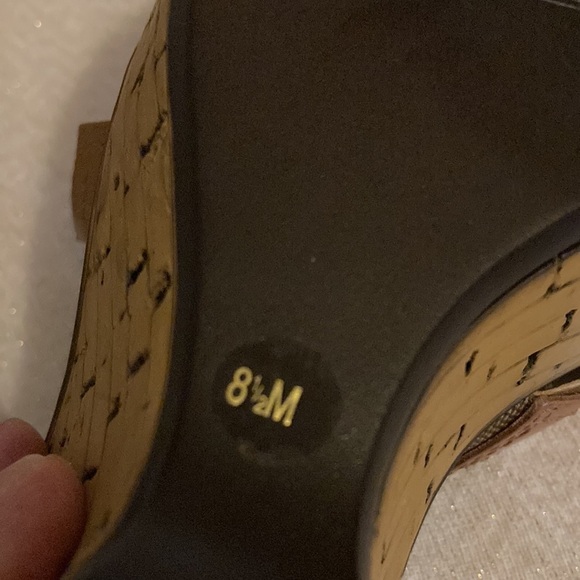 Enzo Angiolini Brown Wedges/Sandals Size 8.5 - Picture 7 of 9